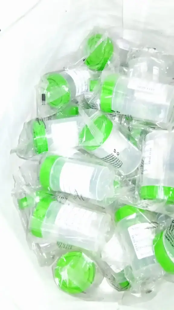 URINE CONTAINERS
